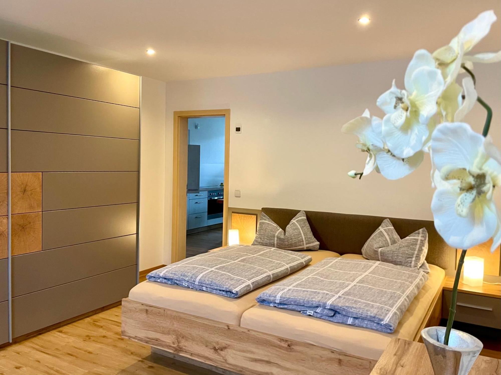 Stadtoase Geraeumige Gaestewohnungen Mit Balkon, Komfort, Modernitaet Und Ruhe, Fuer Monteure Geeignet, Free Wifi Frankenberg 外观 照片