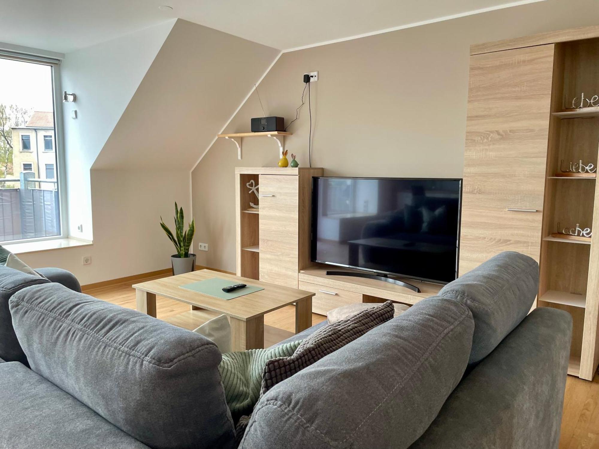 Stadtoase Geraeumige Gaestewohnungen Mit Balkon, Komfort, Modernitaet Und Ruhe, Fuer Monteure Geeignet, Free Wifi Frankenberg 外观 照片